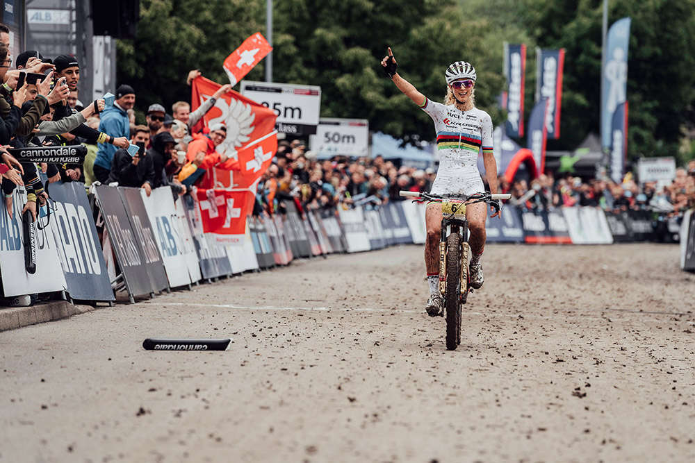 En TodoMountainBike: Nino Schurter y Jolanda Neff ganan con autoridad en la Copa del Mundo XCO 2018 de Albstadt