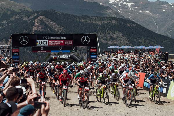 Gunn-Rita Dahle y Gerhard Kerschbaumer sorprenden en la Copa del Mundo XCO 2018 de Vallnord llevándose la victoria