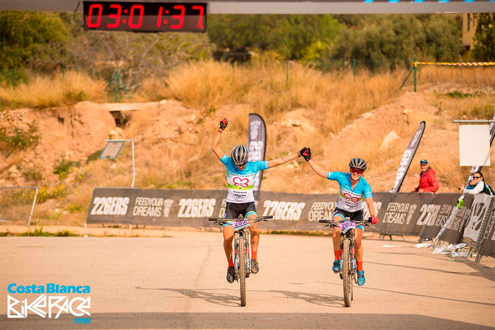 En TodoMountainBike: La Costa Blanca Bike Race 2018 arranca con victoria de Sergio Mantecón/Jan Skarnitzl y Rebecca McConnell/Raiza Goulao