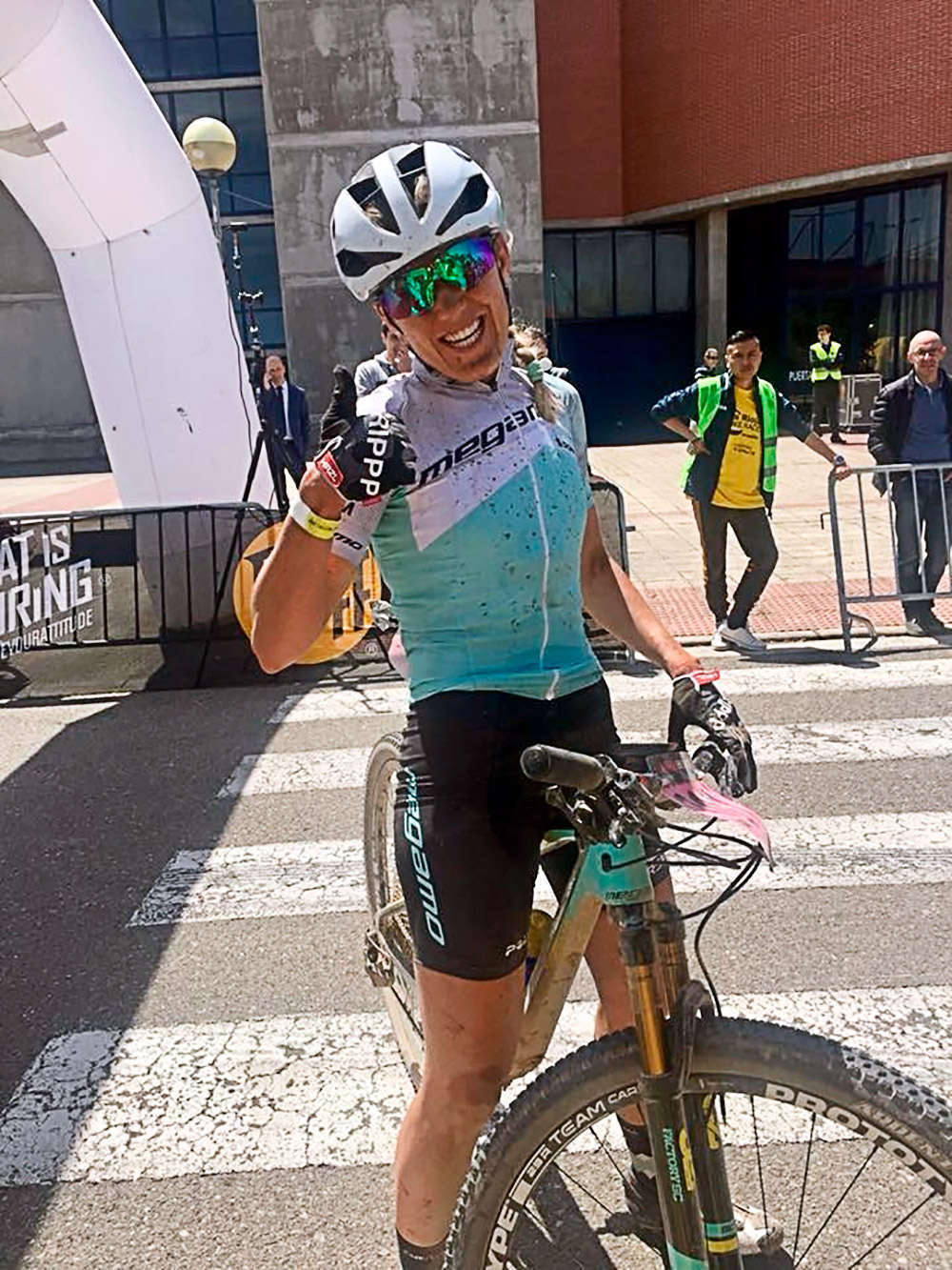 En TodoMountainBike: Primeros líderes en La Rioja Bike Race 2018: Mathieu van der Poel y Clàudia Galicia