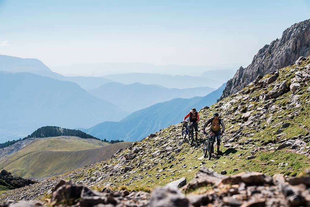 En TodoMountainBike: Trans-Nomad 2018: Jerome Clementz y Monika Buechi dominan la primera etapa