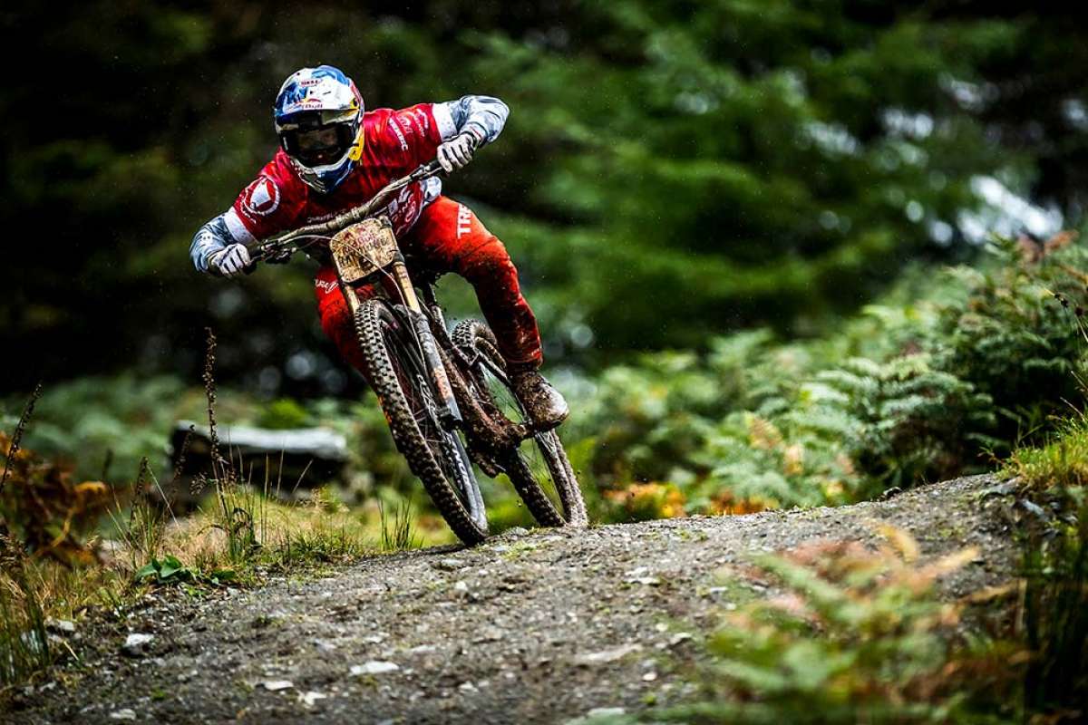 Gee Atherton gana la Red Bull Hardline 2018