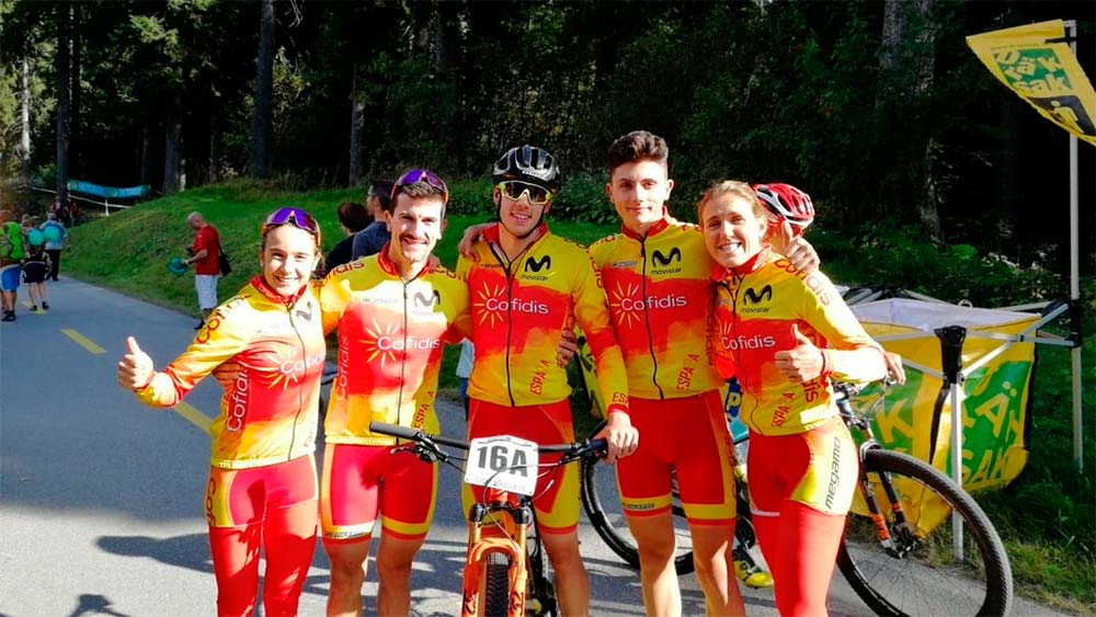 En TodoMountainBike: La selección suiza, campeona del mundo en el Team Relay de Lenzerheide