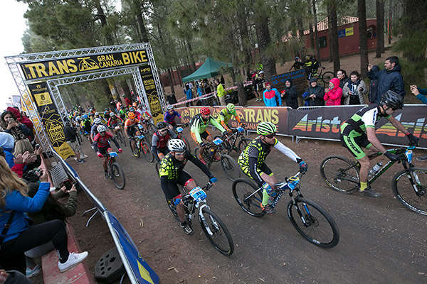 Francesc Guerra y Lourdes Bethencourt se llevan la III Transgrancanaria Bike