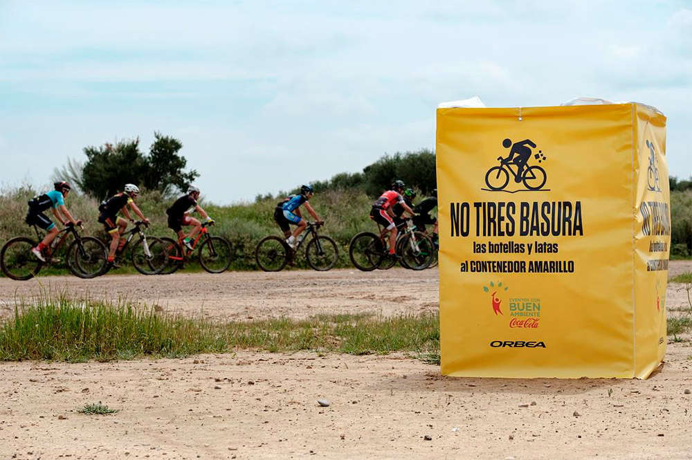 En TodoMountainBike: 8.000 aficionados invaden Sariñena para participar en la Orbea Monegros 2018