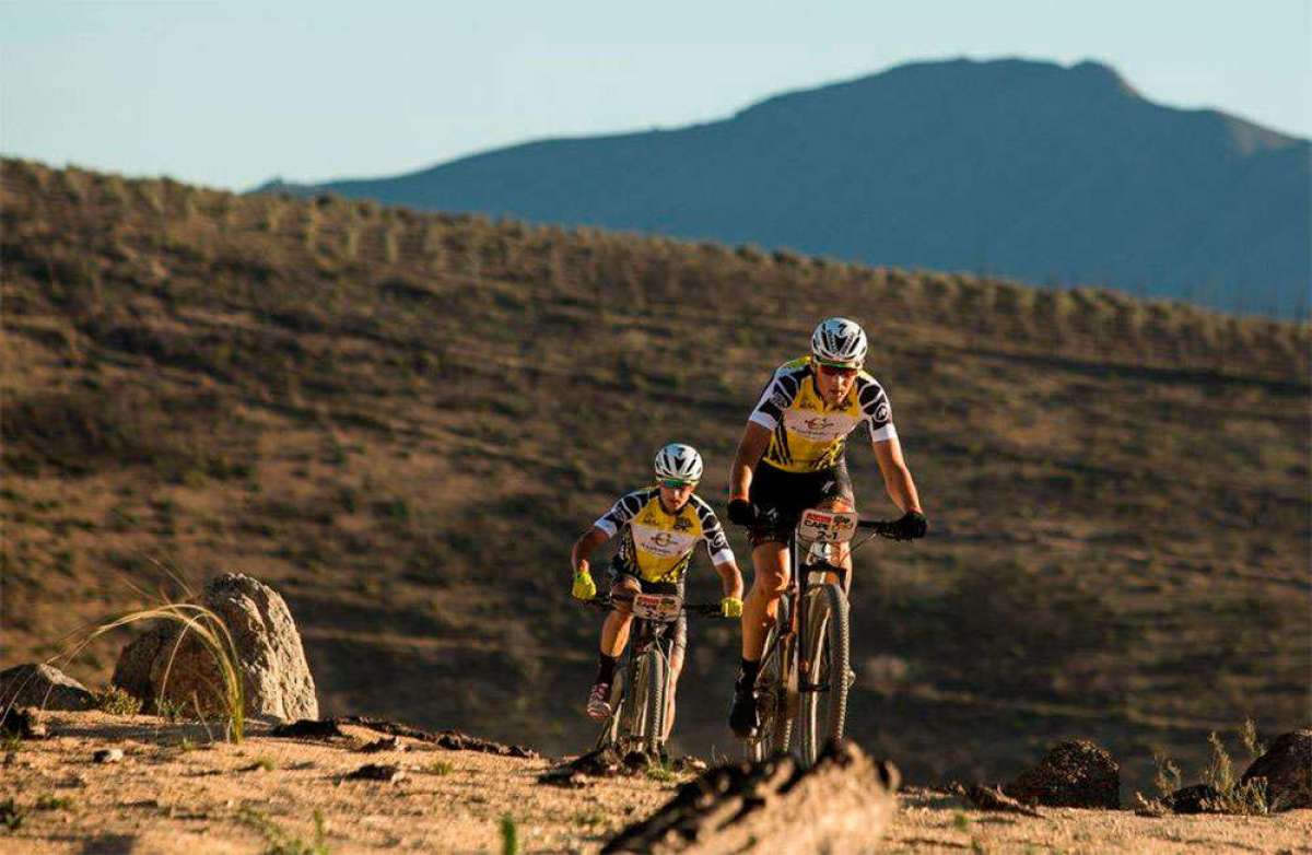 En TodoMountainBike: Doblete para los equipos Investec Songo Specialized en la quinta etapa (contrarreloj) de la Absa Cape Epic 2018