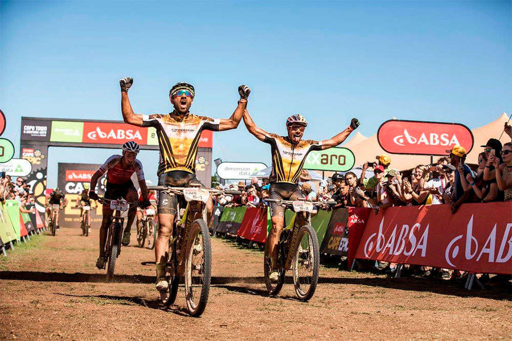 En TodoMountainBike: El Cannondale Factory Racing y el Investec Songo Specialized repiten victoria en la segunda etapa de la Absa Cape Epic 2018