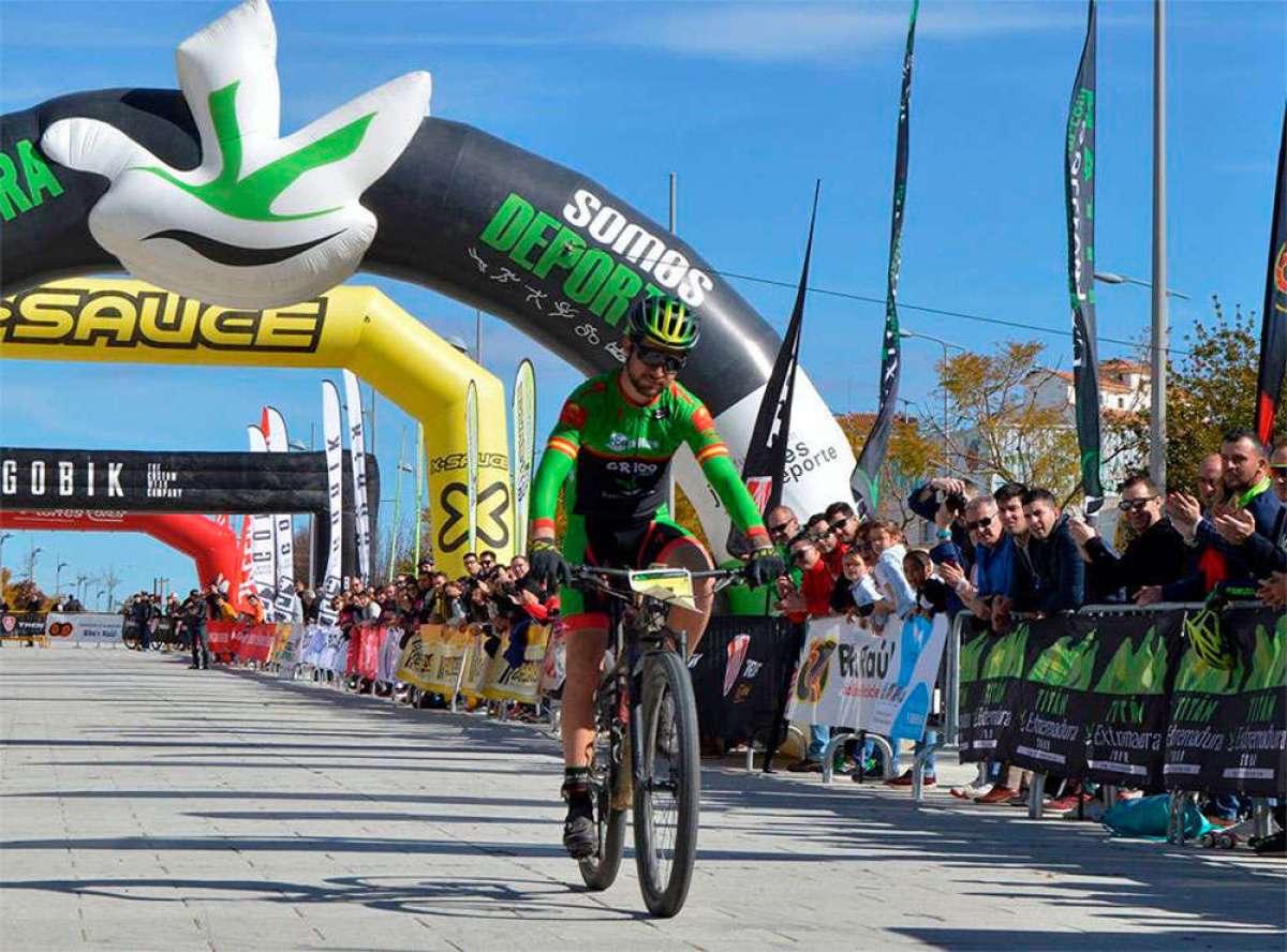 En TodoMountainBike: Dani Carreño y Lara Lois, vencedores de la Titán de los Ríos y primeros líderes del Open de España XCUM 2018