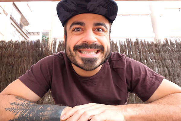 El loco reto del "youtuber" Valentí Sanjuan: 24 horas de rodillo, en directo
