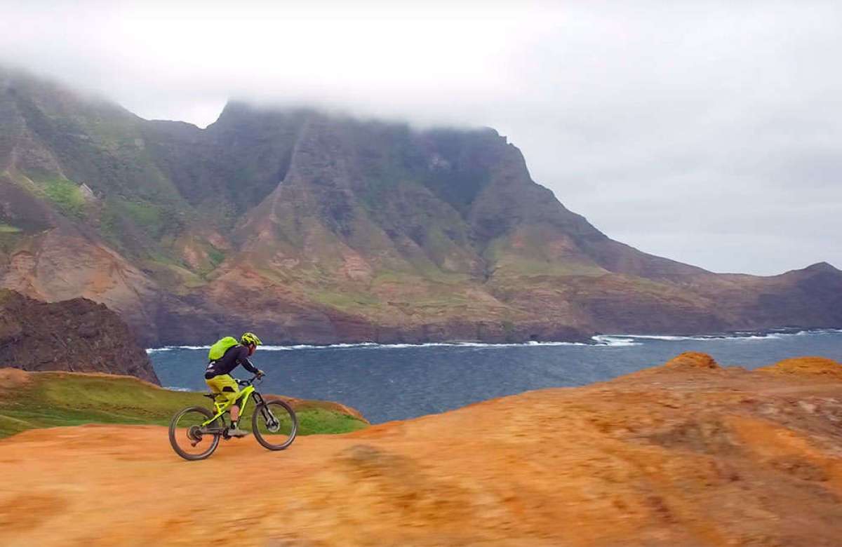 En TodoMountainBike: ¿Qué hubiera pasado si Robinson Crusoe hubiese encontrado una bicicleta? Jérôme Clementz tiene la respuesta