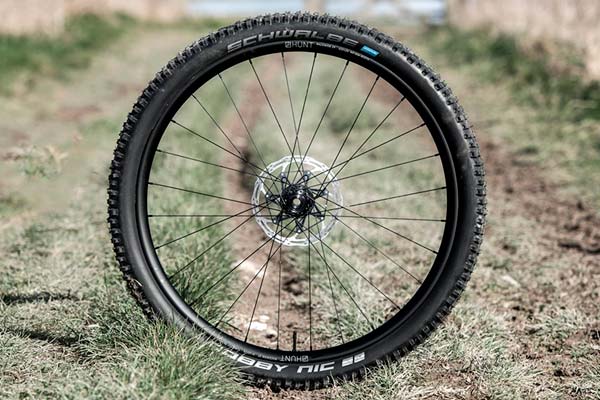 Hunt XC Wide, unas ruedas resistentes y ligeras con un precio rompedor