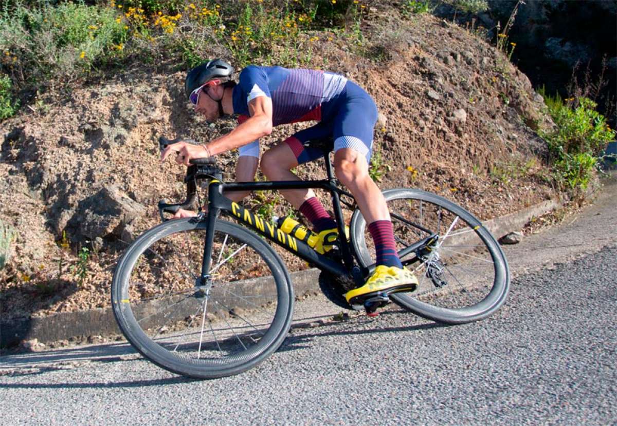 En TodoMountainBike: Mavic Cosmic Ultimate UST, unas ruedas de carretera con llanta, buje y radios fabricados íntegramente en carbono