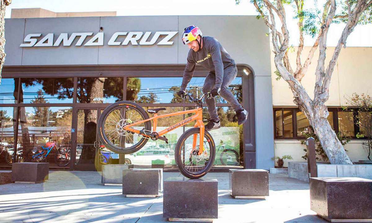 En TodoMountainBike: Así es la recién estrenada Santa Cruz Trial Bike de Danny MacAskill, completamente fabricada en carbono