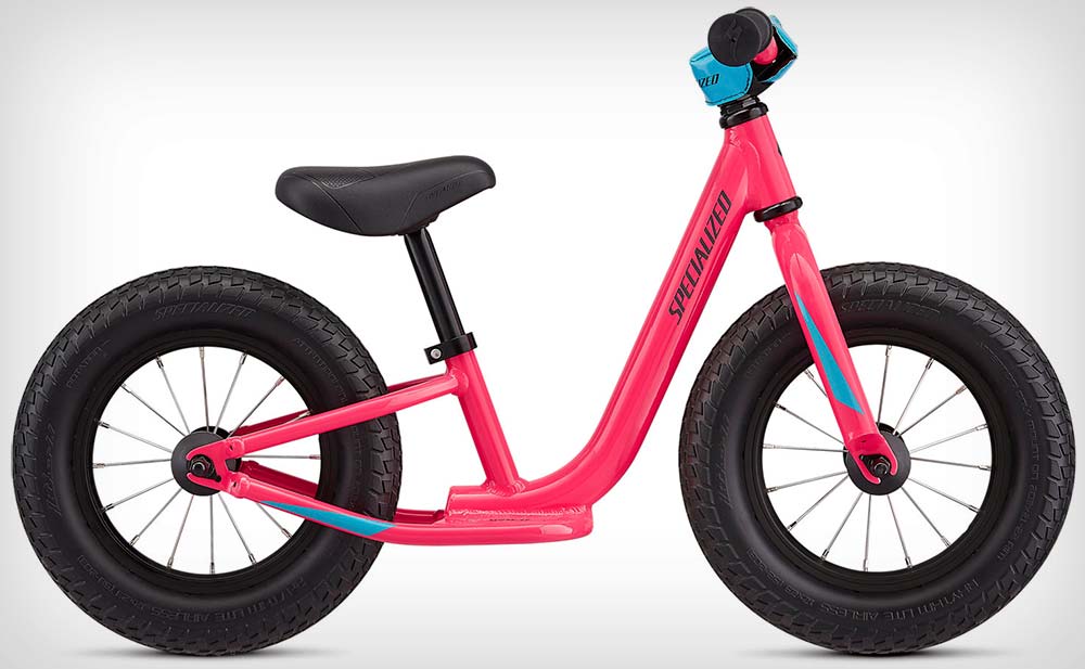 En TodoMountainBike: Specialized Hotwalk, una bicicleta correpasillos resistente y segura para los más pequeños de la casa