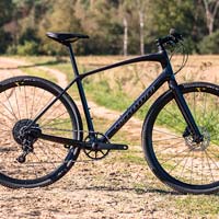 Specialized Sirrus X Comp Carbon, la bicicleta que marca el camino a seguir en los modelos urbanos y fitness