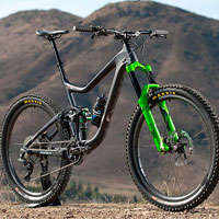 Suspensiones DVO para las bicicletas del Giant Factory Off-Road Team durante la temporada 2018