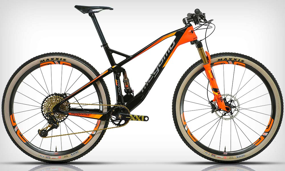 En TodoMountainBike: Topes de gama para XC/Maratón: Megamo Factory Elite 03 Eagle y Megamo Track ENVE Edition de 2019