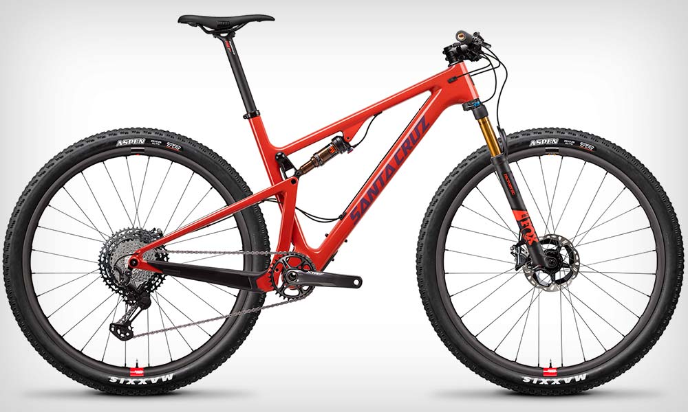 En TodoMountainBike: Topes de gama para XC/Maratón: Santa Cruz Blur XTR Reserve y Santa Cruz Highball XTR Reserve de 2019