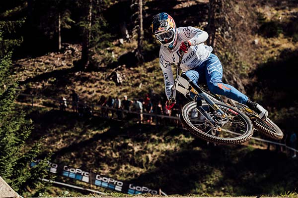 La UCI y Red Bull Media House renuevan su acuerdo: Red Bull TV seguirá emitiendo la Copa del Mundo de XCO y DHI hasta el 2021