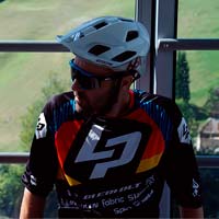 Steve Peat y Nicolas Vouilloz, dos eternos rivales rodando juntos para rememorar viejos tiempos