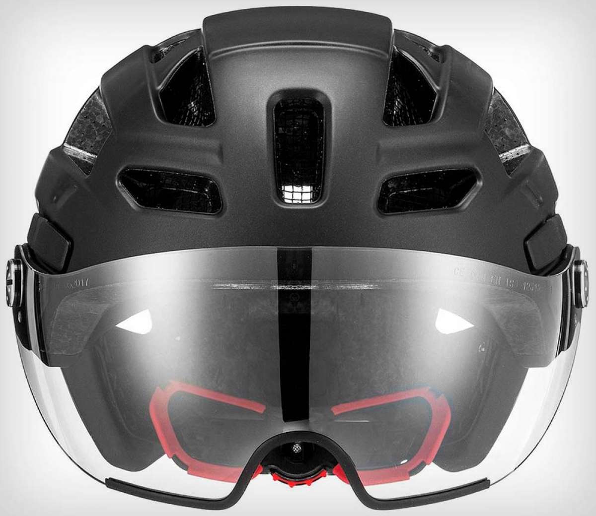 En TodoMountainBike: Uvex Finale Visor, un interesante casco con visor integrado para pedalear por la ciudad