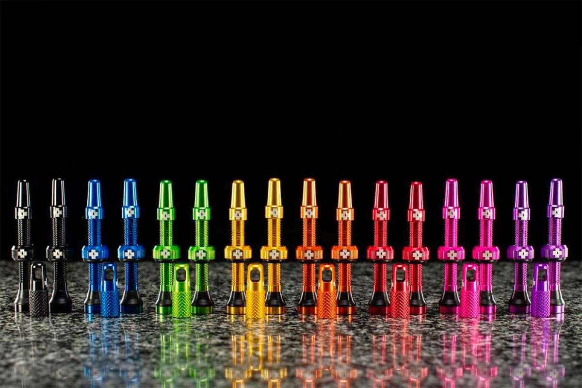 En TodoMountainBike: Muc-Off lanza unas válvulas 'tubeless' a prueba de fugas y disponibles en múltiples colores