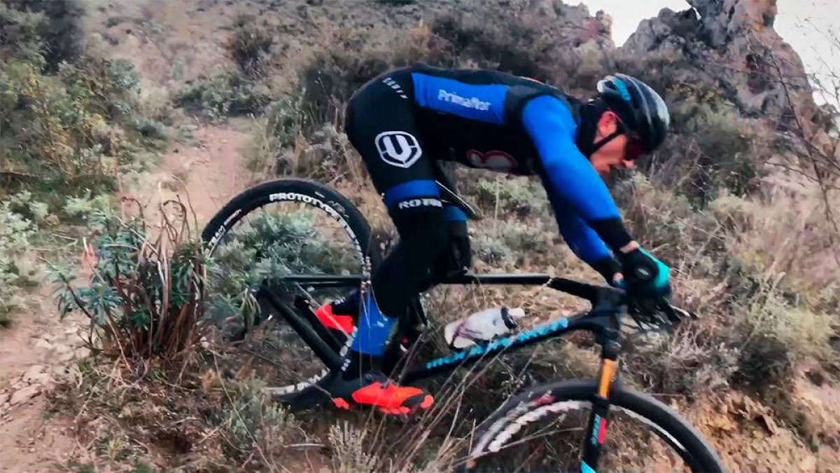 En TodoMountainBike: ¿Por qué usar una tija telescópica para XC? Carlos Coloma tiene la respuesta