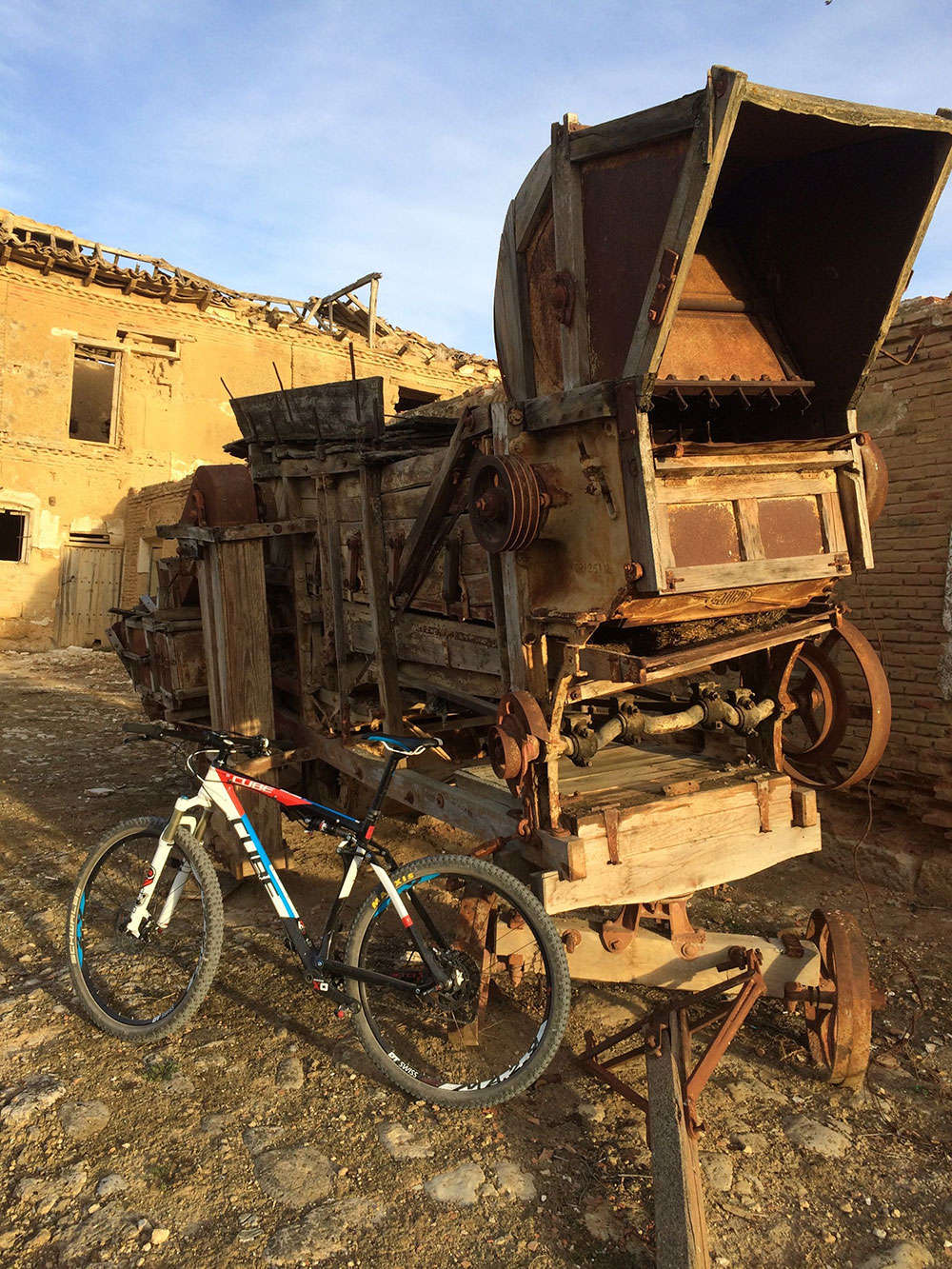 En TodoMountainBike: La foto del día en TodoMountainBike: 'Baquerín de Campos'