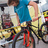 Así prepara Yanick Gyger la Scott Spark de Nino Schurter