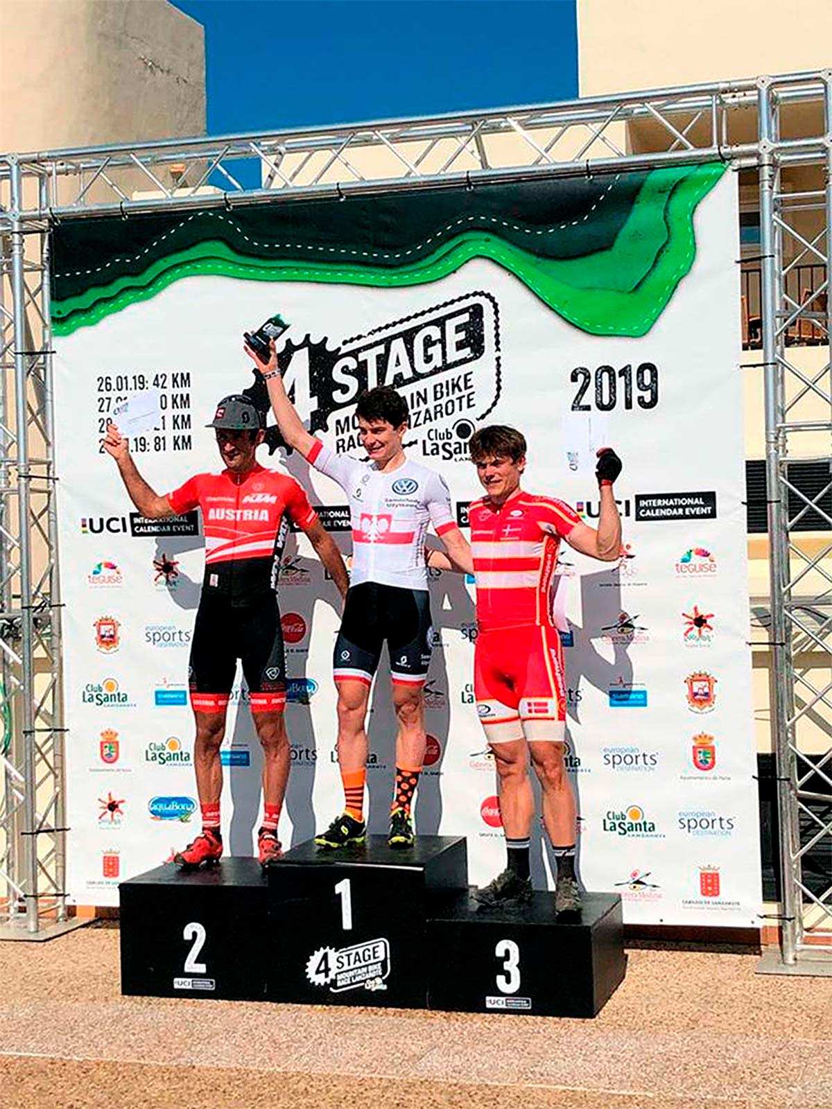 En TodoMountainBike: 4 Stage MTB Race Lanzarote 2019: Bartlomiej Wawak y Blaza Pintaric repiten victoria en la segunda etapa