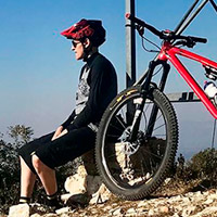 Anne-Caroline Chausson vuelve a rodar tras vencer al cáncer por segunda vez