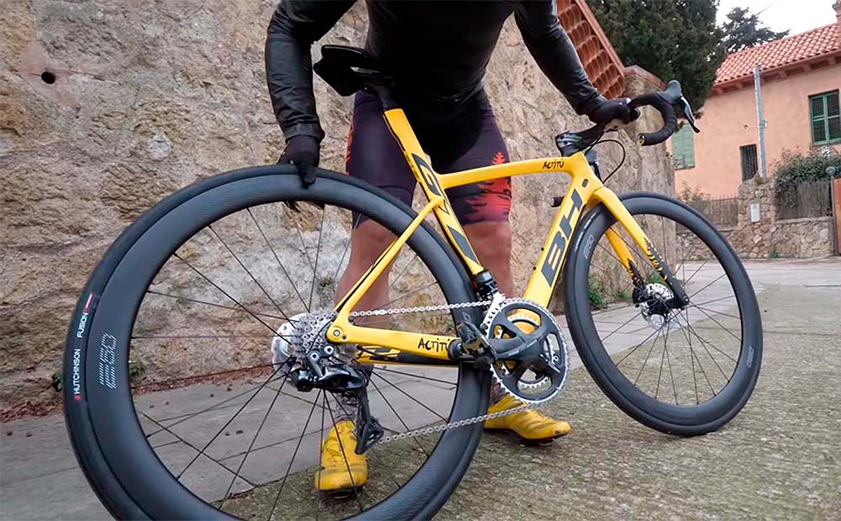 En TodoMountainBike: La BH G7 Disc 2019 personalizada de Valentí Sanjuan, al detalle