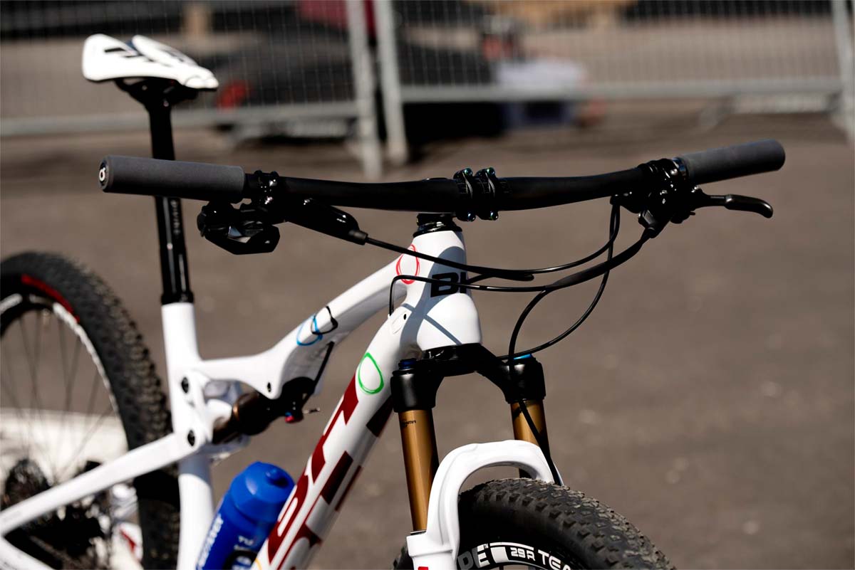 En TodoMountainBike: La BH Lynx Race EVO Carbon de Carlos Coloma para la Copa del Mundo de XCO celebrada en Vallnord