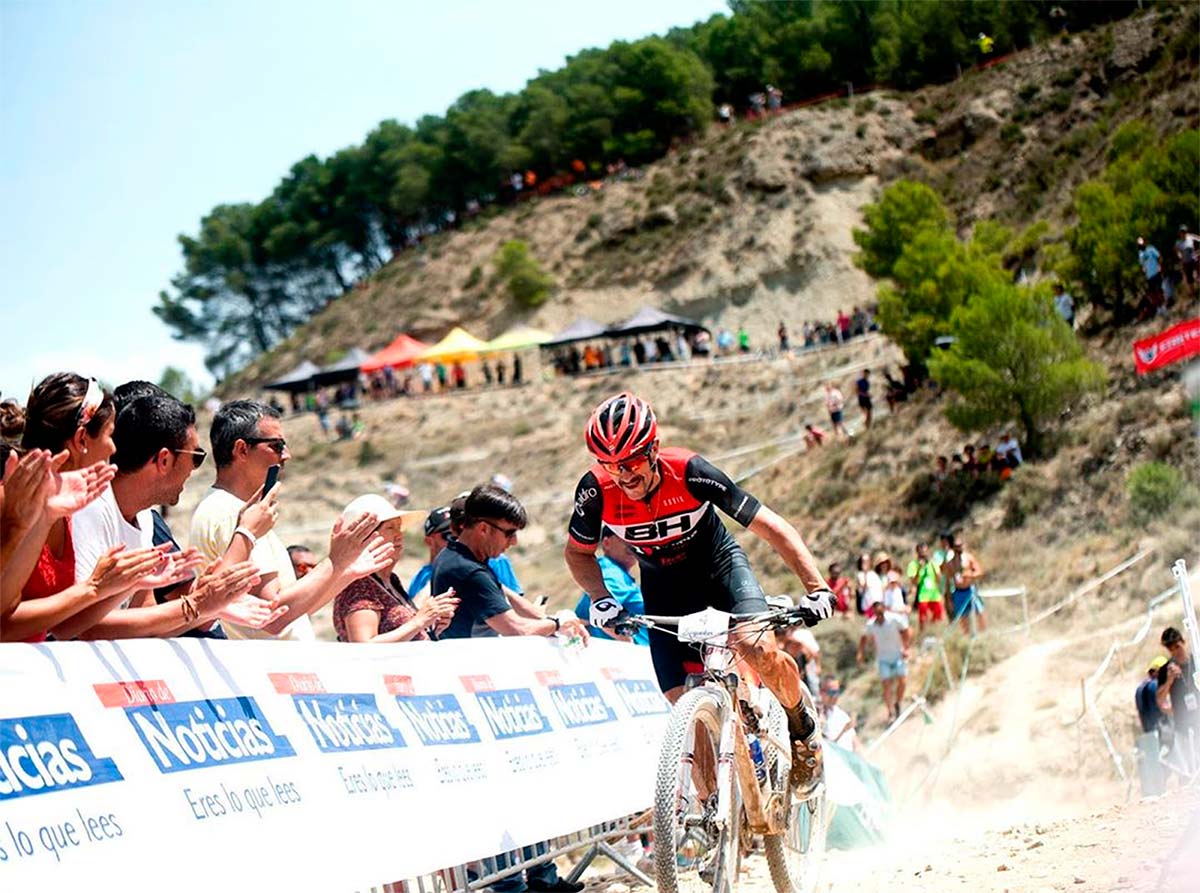 En TodoMountainBike: Campeonato de España de XCO 2019: la carrera de Arguedas con el BH Templo Cafés UCC