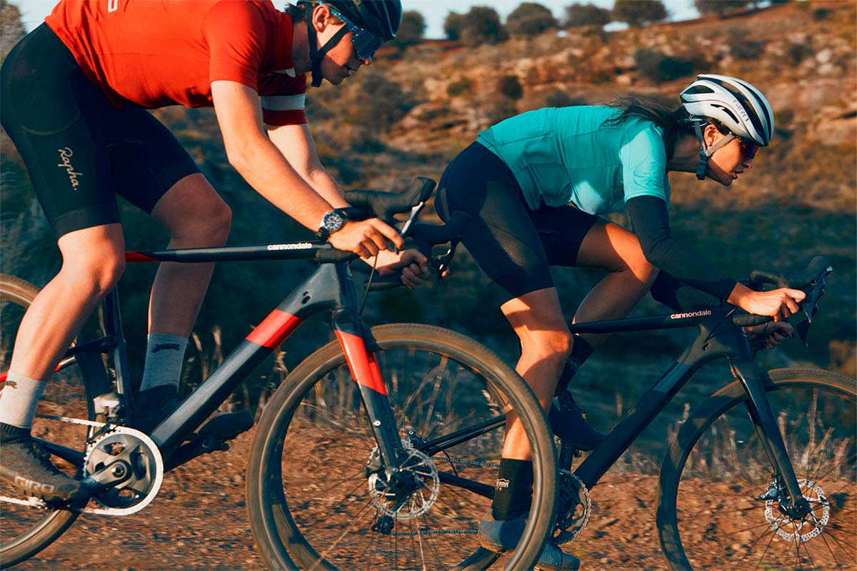 En TodoMountainBike: Cannondale presenta la Topstone Carbon, una bici de Gravel que estrena la suspensión trasera Kingpin