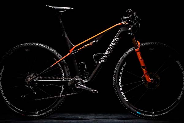 La Canyon Lux CF SLX de Kristian Hynek para la Absa Cape Epic 2019