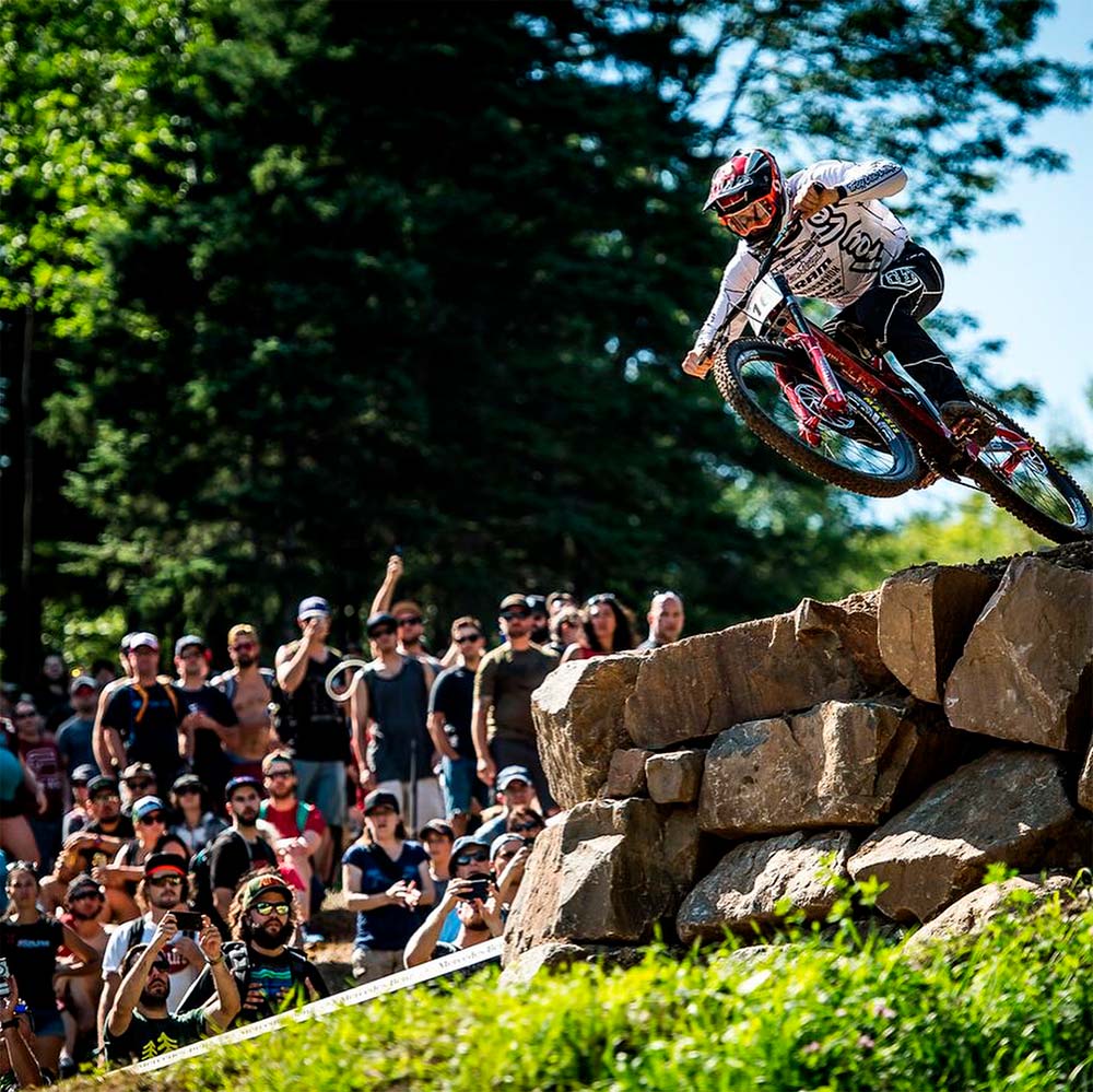 En TodoMountainBike: Charlie Harrison y Dean Lucas se despiden del Intense Factory Racing Team