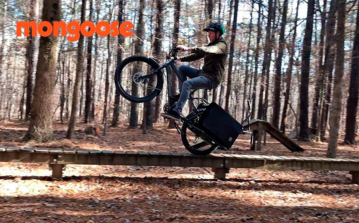 ¿Cuánto da de sí una bicicleta de carga? Chris Akrigg con la Mongoose Envoy