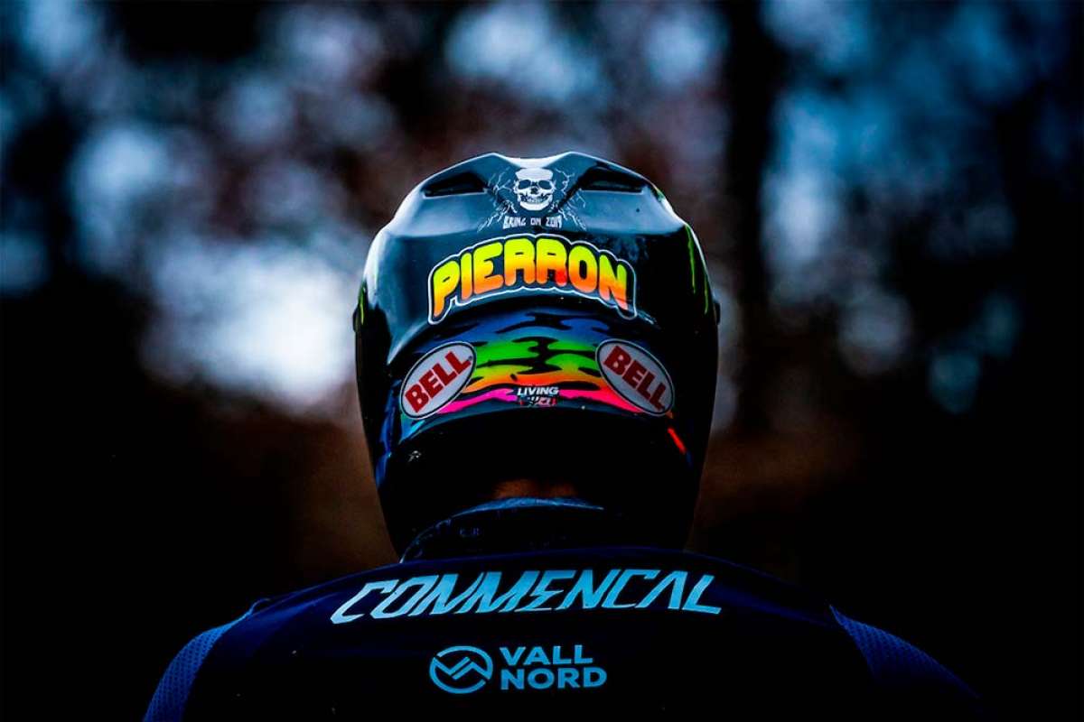 En TodoMountainBike: El Commencal/Vallnord DH Team estrena patrocinadores: Bell y ENVE