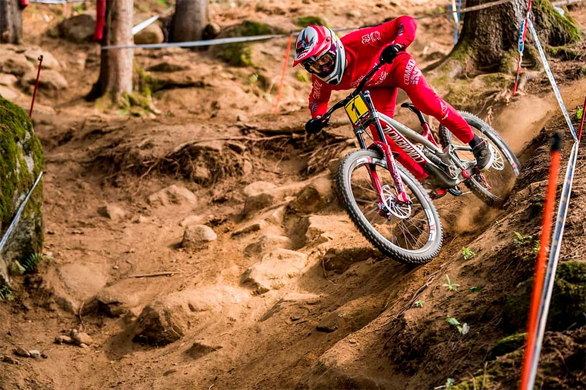 En TodoMountainBike: Copa del Mundo de Descenso 2019: reconocimiento del trazado de Val di Sole con Thibaut Dapréla