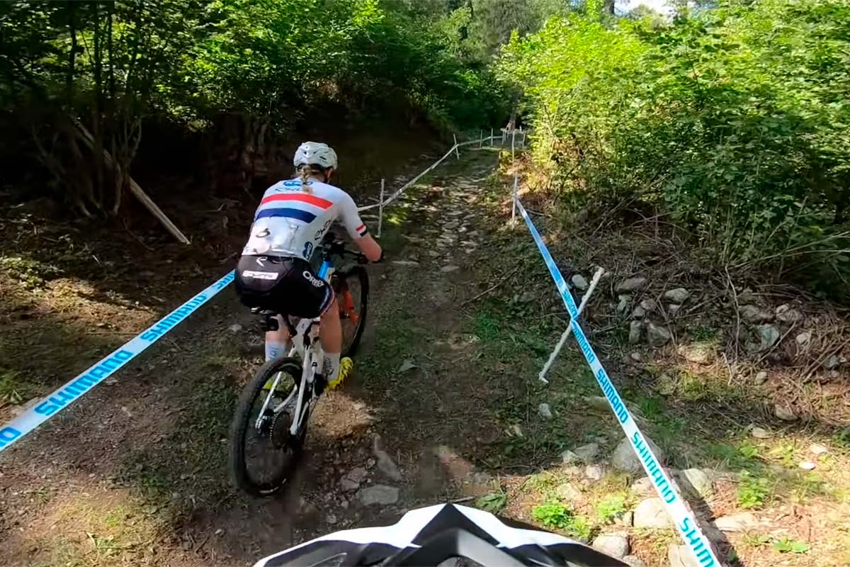 En TodoMountainBike: Copa del Mundo de XCO 2019: reconocimiento del trazado de Val di Sole con Annie Last