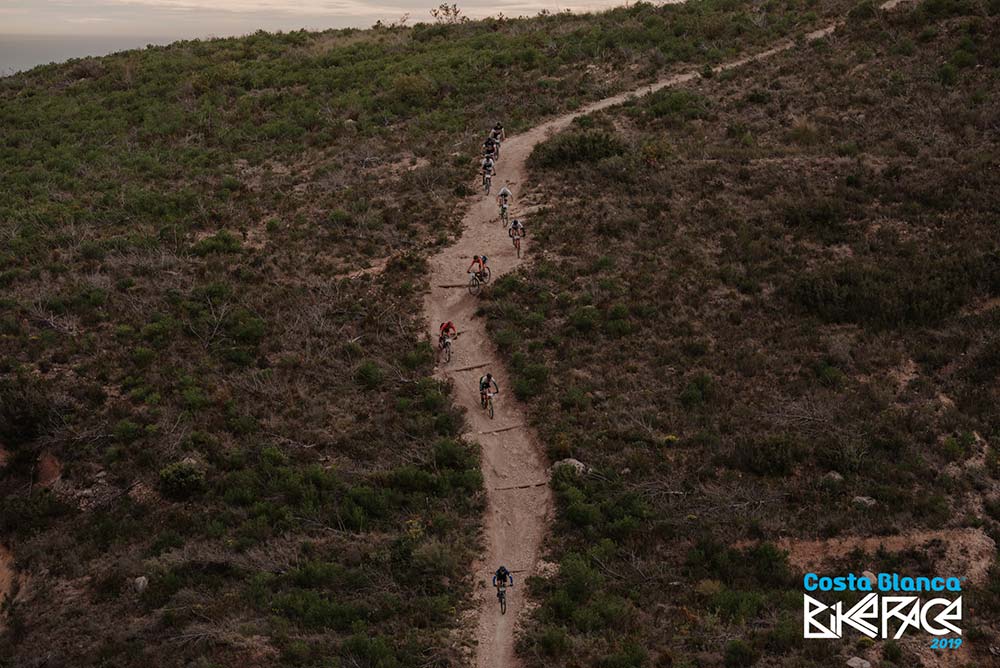 En TodoMountainBike: Costa Blanca Bike Race 2019: primera etapa para Sebastian Fini-Martins Blums y Githa Michiels-Bec McConnell