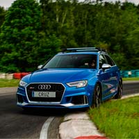 Adiós a los ruidos y menor consumo de combustible con las barras de techo aerodinámicas Cruz Airo Fuse