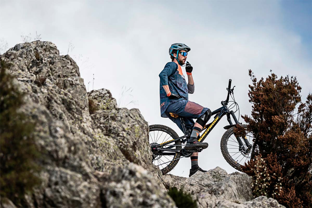 En TodoMountainBike: Dainese presenta su colección de MTB para 2020, incluyendo prendas específicas para mujeres