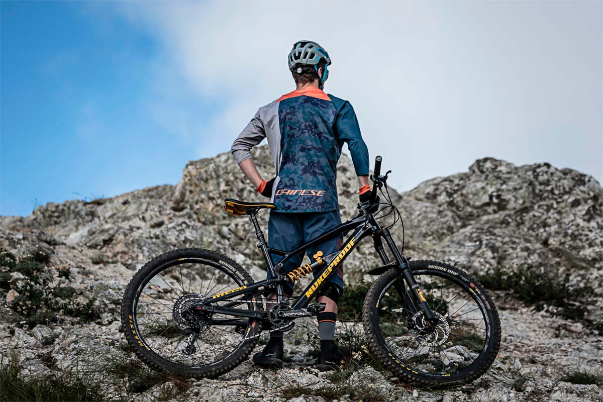 En TodoMountainBike: Dainese presenta su colección de MTB para 2020, incluyendo prendas específicas para mujeres