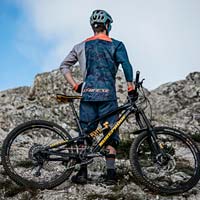 Dainese presenta su colección de MTB para 2020, incluyendo prendas específicas para mujeres