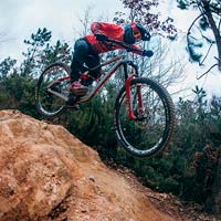 Damien Oton se rompe la muñeca mientras entrenaba: se perderá el inicio de las EWS 2019