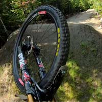 Rodando por las pistas más famosas del Whistler Bike Park con Danny Hart