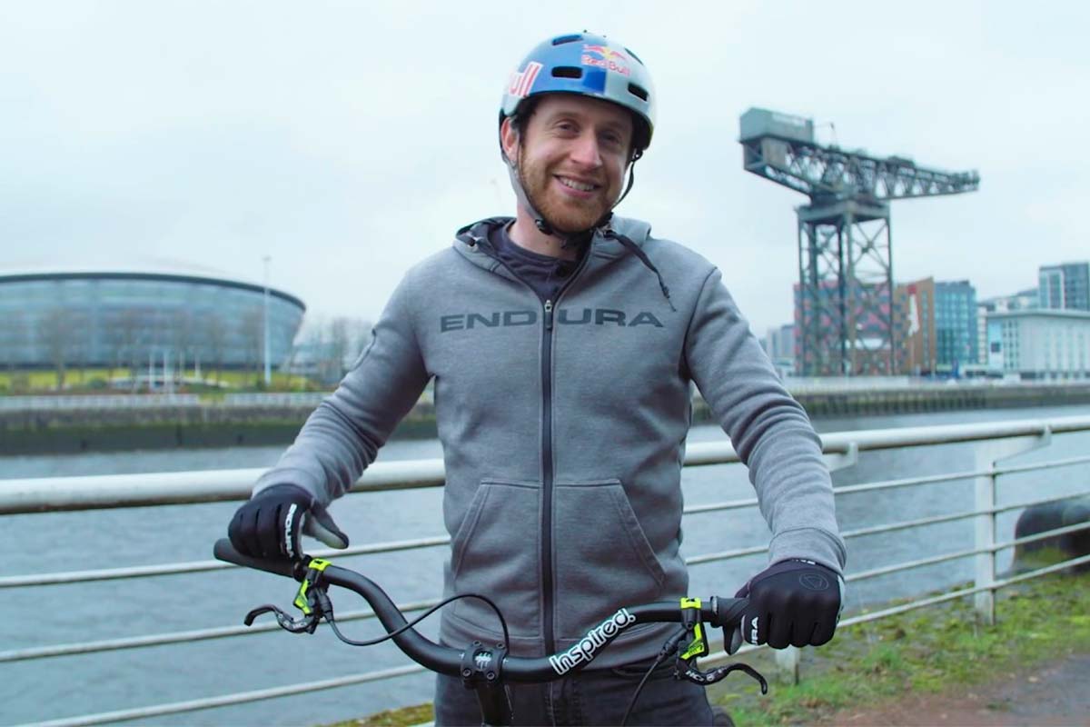 En TodoMountainBike: Danny MacAskill estrena su propio canal de YouTube: "Más vale tarde que nunca"