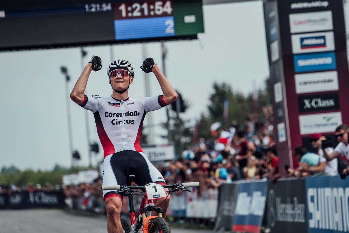 En TodoMountainBike: Mathieu van der Poel, tras la carrera de Nove Mesto: "Espero que esto solo sea el principio"